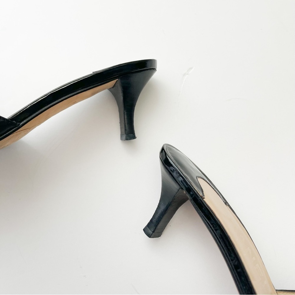 Chanel Black Leather Open Toe Sandals size 35 - Picture 9 of 11
